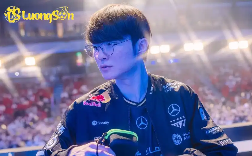 Faker trong truyện 19+ Faker trong truyện 19+